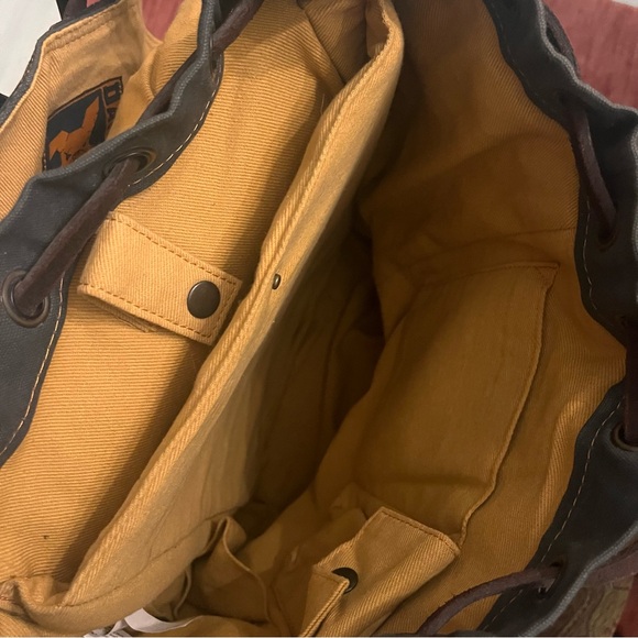 DamnDog Rucksack Backpack - Picture 7 of 9